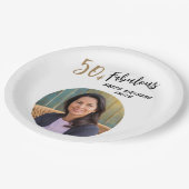 Modernes 50. und fabelhaftes Foto 50. Geburtstag Pappteller (Schrägansicht)