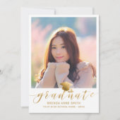 Modernes Abschluss Foto Gold Script Cap auf Weiß Ankündigung (Vorderseite)