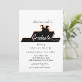 Modernes Abschluss Script Black & White Scroll Einladung (Stehend Vorderseite)