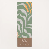 Modernes Abstraktes Boho Green Grau Brown Monogram Yogamatte (Vorderseite)