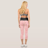 Modernes Abstraktes Korallenrosa-Design & Schwarze Capri Leggings (Rückseite)