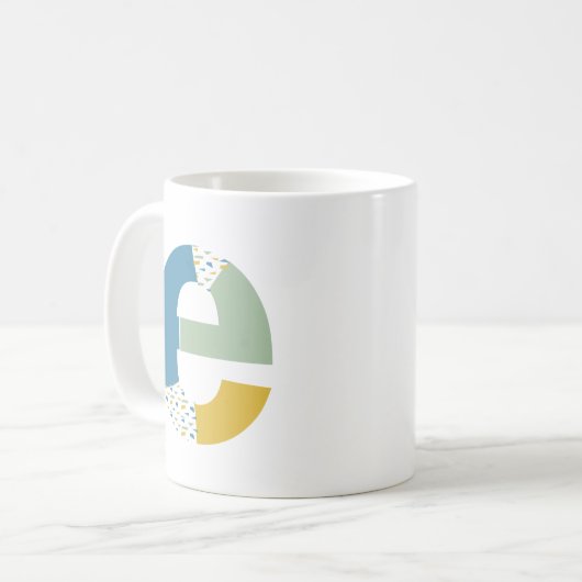 Modernes Abstraktes Letter-E-Monogramm Kaffeetasse (Vorderseite Links)