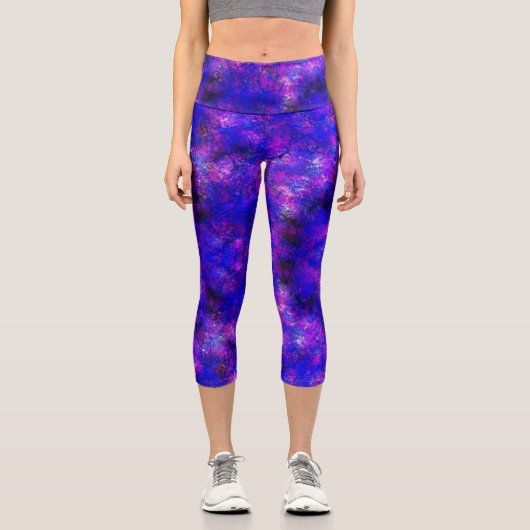 Modernes Abstraktes Lila Paint Spritzer Universum Capri Leggings (Vorderseite)