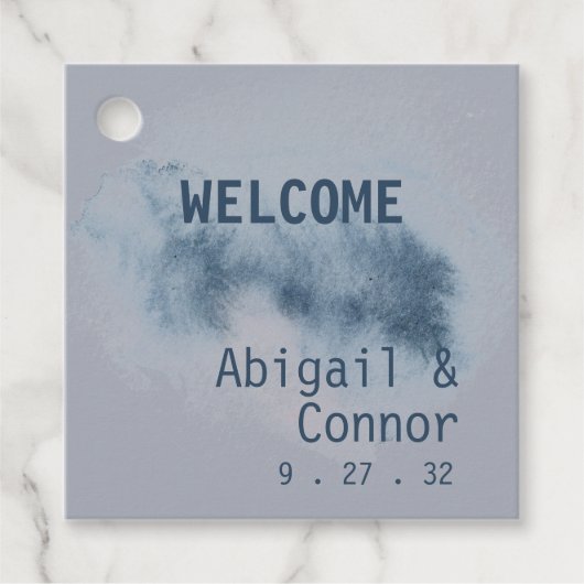 Modernes Abstraktes Schieferblau Grauer Nebel Wass Geschenkanhänger (Vorderseite)