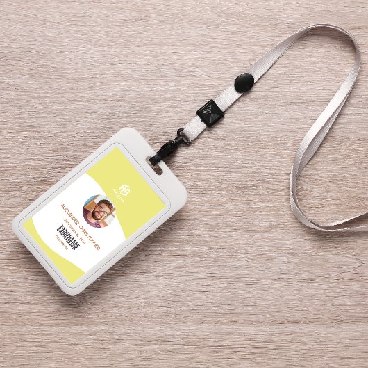 Modernes Abzeichen Minimalistischer Mitarbeiter Ausweis