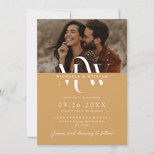 Modernes Allround-QR-Code in einem eleganten Monog Einladung (Vorderseite)