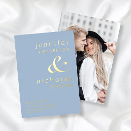 Modernes Ampersand Pulver Blaues Foto Save the Dat Folieneinladung