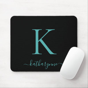 Modernes Aquamarines Aqua Monogram Script schwarz Mousepad