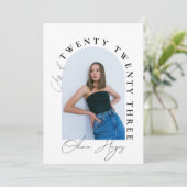 Modernes Arch Foto Grad Party Einladung (Stehend Vorderseite)