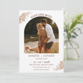 Modernes Arch Foto Pampas Grass Rettete unsere Dat Einladung (Stehend Vorderseite)