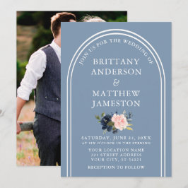 Modernes Arch Wedding Dusty Blue Pink Floral Foto Einladung