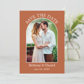 Modernes Arkadenrahmen-Foto Burnt Orange Save The Date (Stehend Vorderseite)