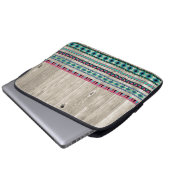 Modernes aztekisches Muster auf Holz Laptopschutzhülle (Vorne Knopf)