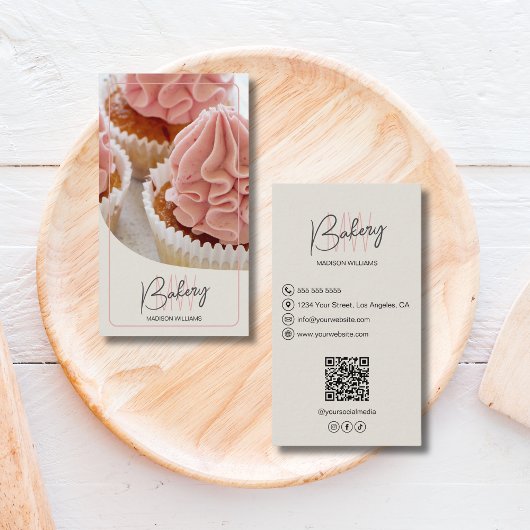 Modernes Bäckerei-Monogramm-Logo QR-Code Visitenkarte
