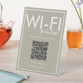 Modernes Basic Beige Wi-Fi QR Code Pedestal-Zeiche Sockelschild (In Situ)