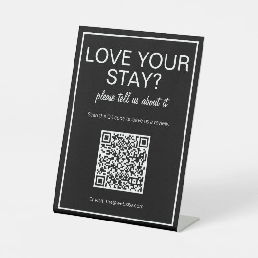 Modernes Basic Black QR Code Review Table Sign Sockelschild (Vorderseite)