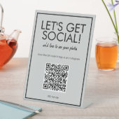 Modernes Basic Graue Social Media QR Code Table Si Sockelschild (In Situ)