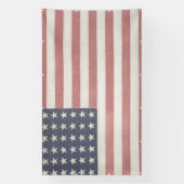 Modernes Bauernhaus Rustikale amerikanische Flagge Banner (Vertikal)