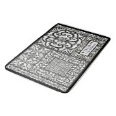 Modernes Bauernhaus Willkommen Schwarz und Weiß Fa Badematte (Schrägansicht)