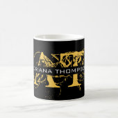 Modernes, bedrücktes Schwarz/Gold-Mit Monogramm Kaffeetasse (Mittel)