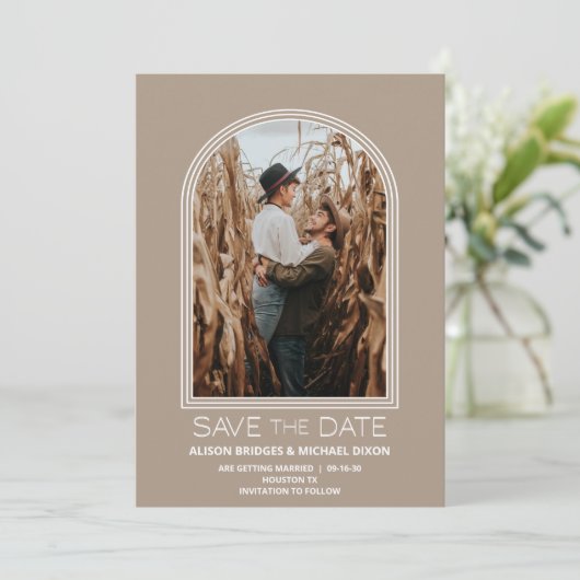 Modernes Beige Arch Foto Hochzeit retten das Datum Save The Date (Stehend Vorderseite)