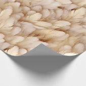 Modernes Beige Federn Muster Geschenkpapier (Ecke)