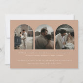 Modernes Beige Multi-Foto Arch Wedding Ankündigung (Rückseite)