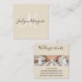 Modernes, beigefarbenes, elegantes Skriptsignaturm Quadratische Visitenkarte (Vorne/Hinten)