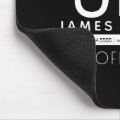 Modernes Berufliches Minimaldesign | Schwarz und W Mousepad (Ecke)