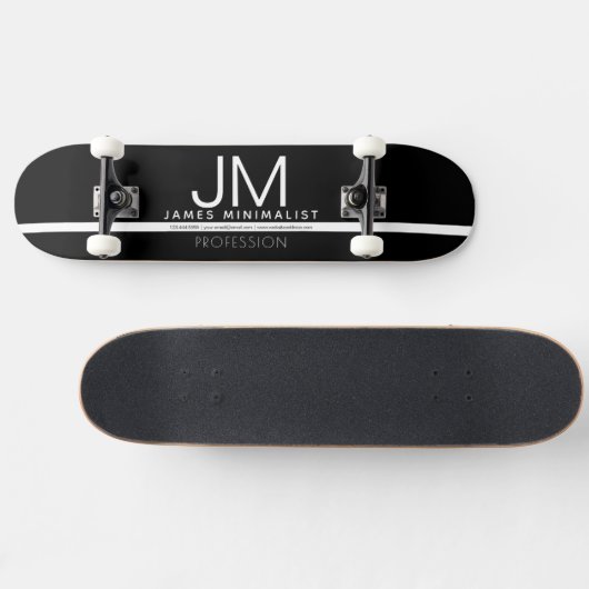 Modernes Berufliches Minimaldesign | Schwarz und W Skateboard (Horizontal)
