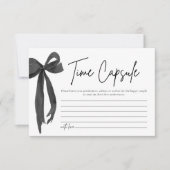 Modernes Black Bow Time Capsul Brautparty Game Einladung (Vorderseite)