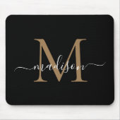 Modernes Black Gold Monogram Elegante Girly Script Mousepad (Vorne)