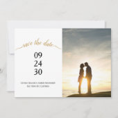 Modernes Black-Gold-Script-Hochzeitsskript-Foto Save The Date (Vorderseite)