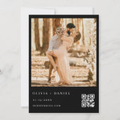 Modernes Black QR Code Foto Elegante Hochzeit Einladung (Rückseite)