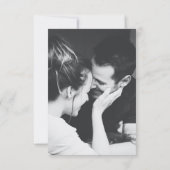 Modernes Black QR Code Wedding Foto RSVP Karte (Rückseite)