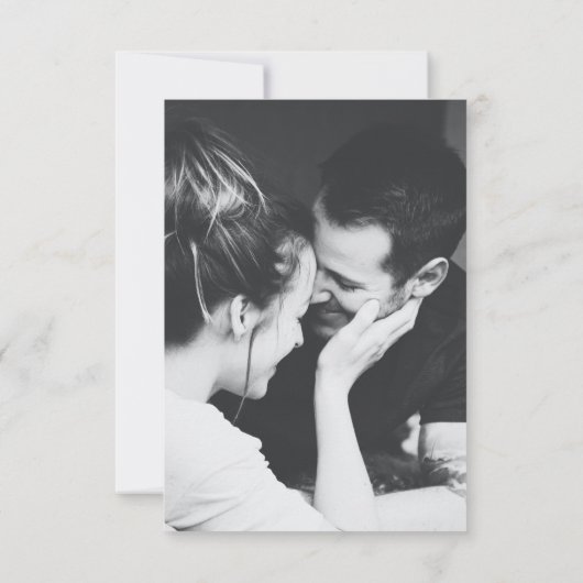 Modernes Black QR Code Wedding Foto RSVP Karte (Rückseite)