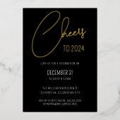 Modernes Black Script Cheers Silvester Party Inv Folieneinladung (Vorderseite)