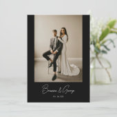 Modernes Black Wedding Foto Elopement & Empfang Einladung (Stehend Vorderseite)