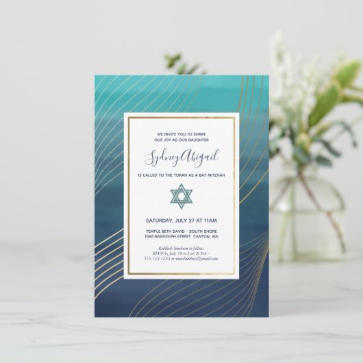 Modernes Blau und Gold Bat Mitzvah oder Bar Mitzva Einladung (Stehend Vorderseite)