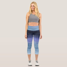 Modernes, blaues Lila Watercolor Capri Leggings
