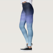 Modernes, blaues Lila Watercolor Leggings (Links)