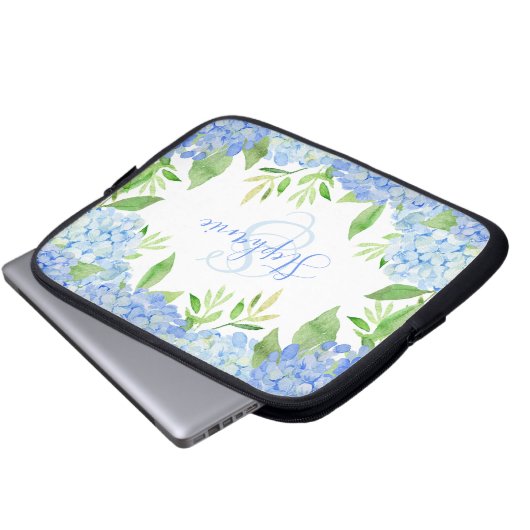 Modernes Blaulblau-Hydrangea Wasserfarbenmonogramm Laptopschutzhülle (Vorne Knopf)