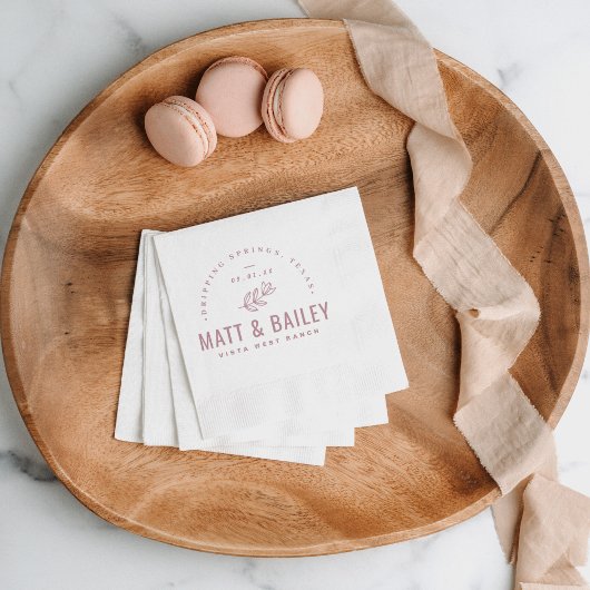 Modernes Bloom Wedding Monogram | Mauve Serviette