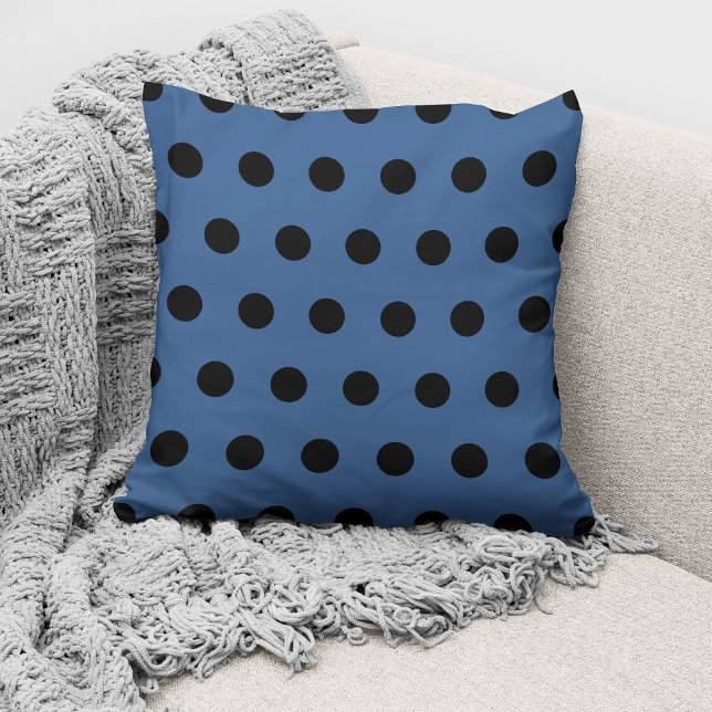 Modernes Blue Black Polka Dots Muster Kissen (Von Creator hochgeladen)