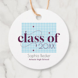 Modernes Blue Burgundy Graduation Cap Muster Geschenkanhänger