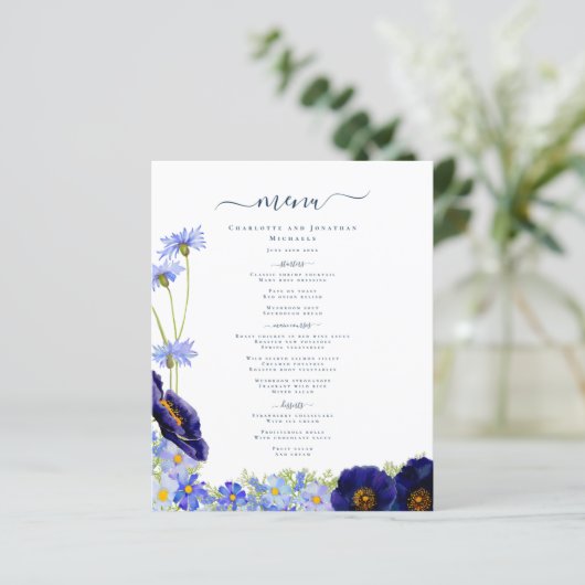 Modernes Blue Floral Boho Wedding Menu (Stehend Vorderseite)