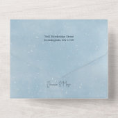 Modernes Blue Funkelnd Winter Botanisches Foto All In One Einladung (Rückseite)