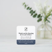 Modernes Blue Google Review QR Code Dank Notar Quadratische Visitenkarte (Stehend Vorderseite)