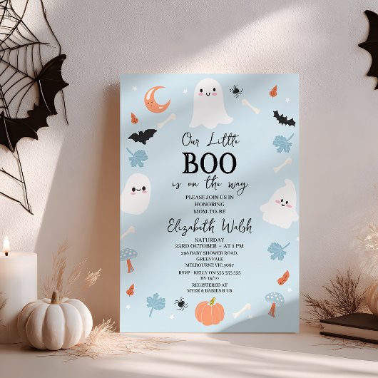 Modernes Blue Halloween Little Boo Baby Dusche Einladung