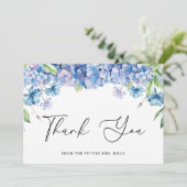 Modernes Blue Hydrangea Floral Brautparty Dankeskarte (Stehend Vorderseite)